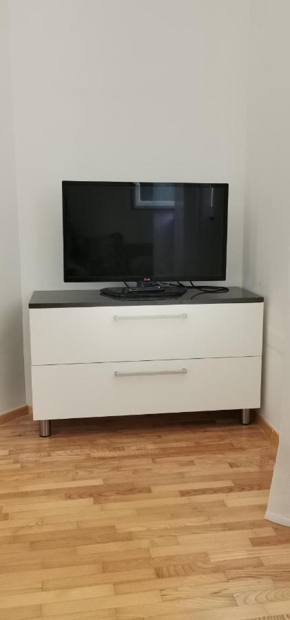 Apartment Mimi Opric Luaran gambar