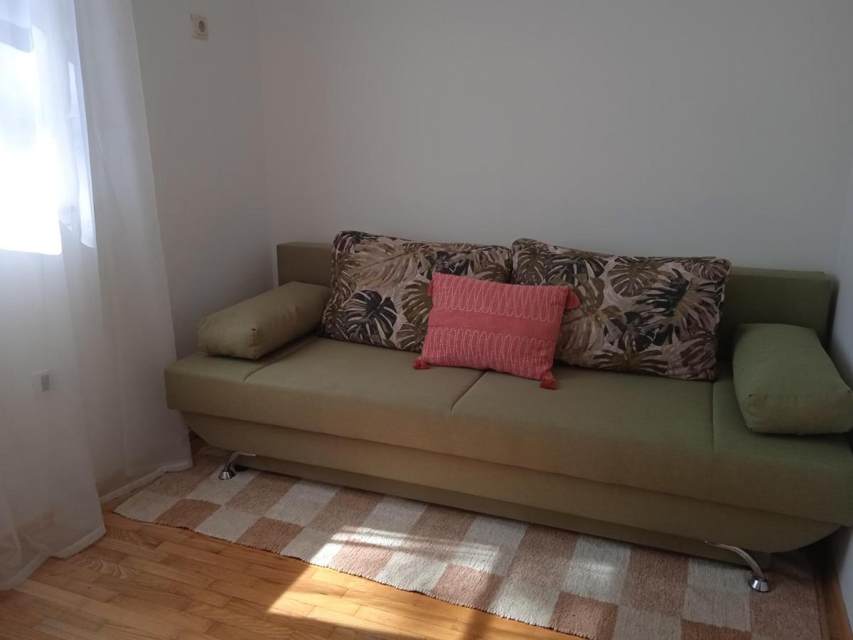 Apartment Mimi Opric Luaran gambar