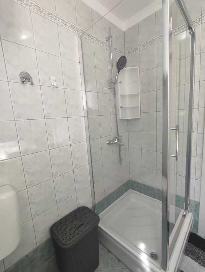Apartment Mimi Opric Luaran gambar